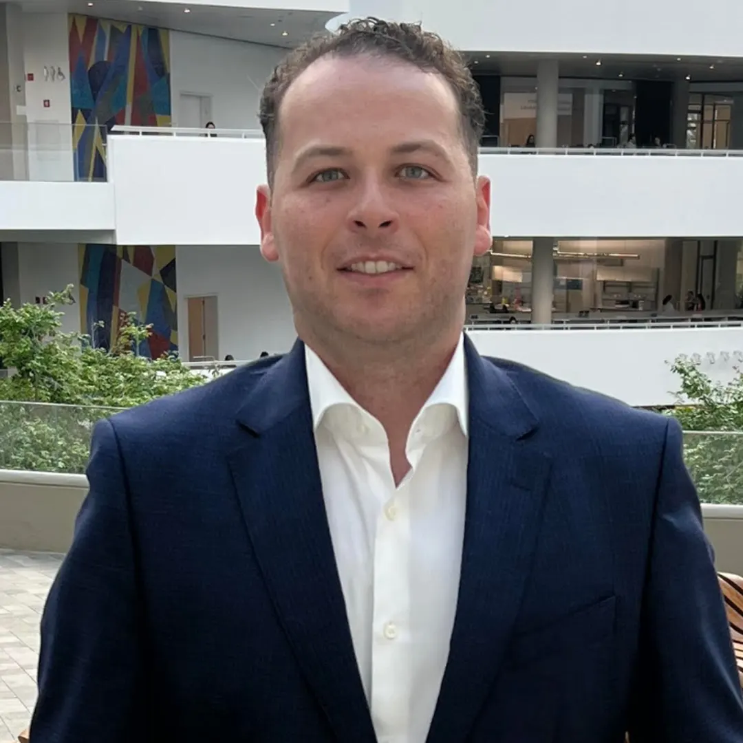 Dr. Jonathan Assumpção